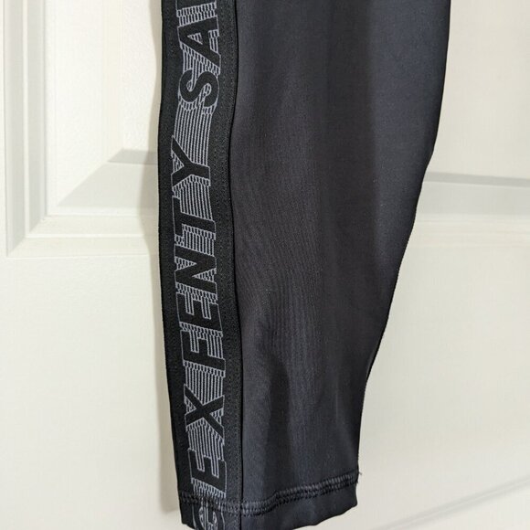 Savage X Fenty Leggings Women's 2X Black High Waist Main Player Sporty Workout - Picture 9 of 13